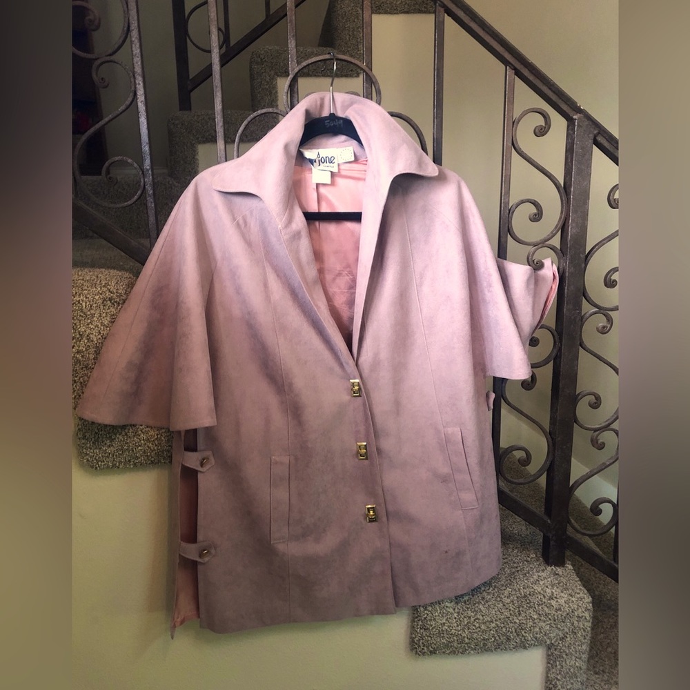 70’s Vintage Womens Marjone Cape Jacket Faux Suede Blush Size Medium.